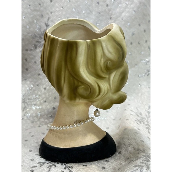 VINTAGE NAPCOWARE C7472 Lady Head Vase, Earrings & Necklace - Picture 5 of 10